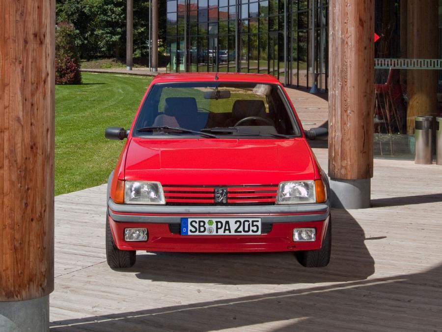  Peugeot 205 GTI 1988 года  (фото 11 из 12)